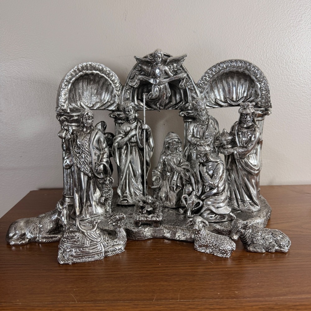 Towle Silversmiths 12 Pc Silverplated Child's Nativity Set Christmas w Box